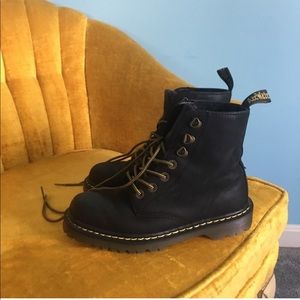 Vintage Style Black Dr Martens / Doc Marten Combat Boots - no zippers
